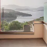 וילה Adaman Spartokhórion