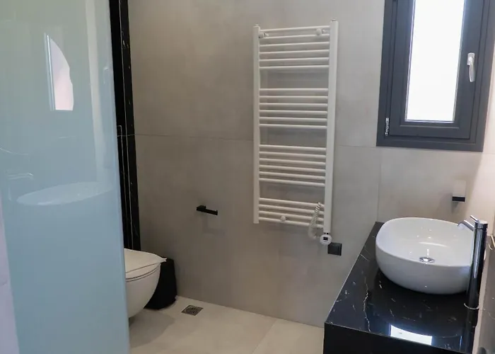 فيلة Adaman Spartokhórion